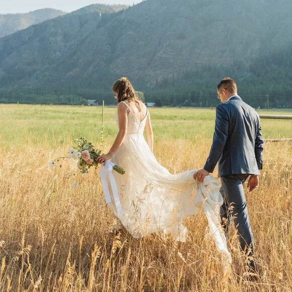 Marchesa Notte Wedding Dress - Picture 4 of 16